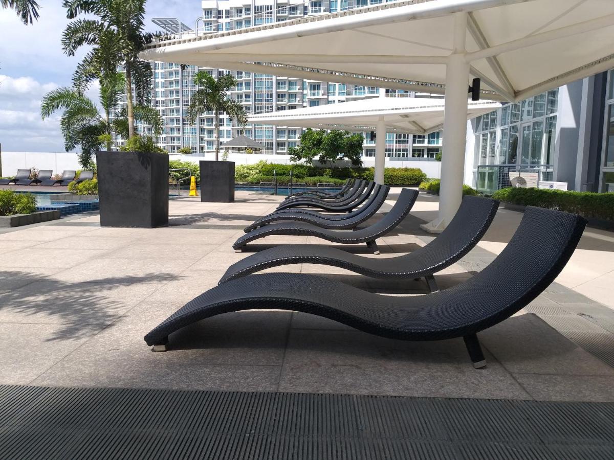 Mactan Newtown with Sun Set&Garden View Aparthotel Cebu Buitenkant foto