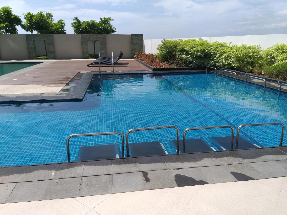 Mactan Newtown with Sun Set&Garden View Aparthotel Cebu Buitenkant foto