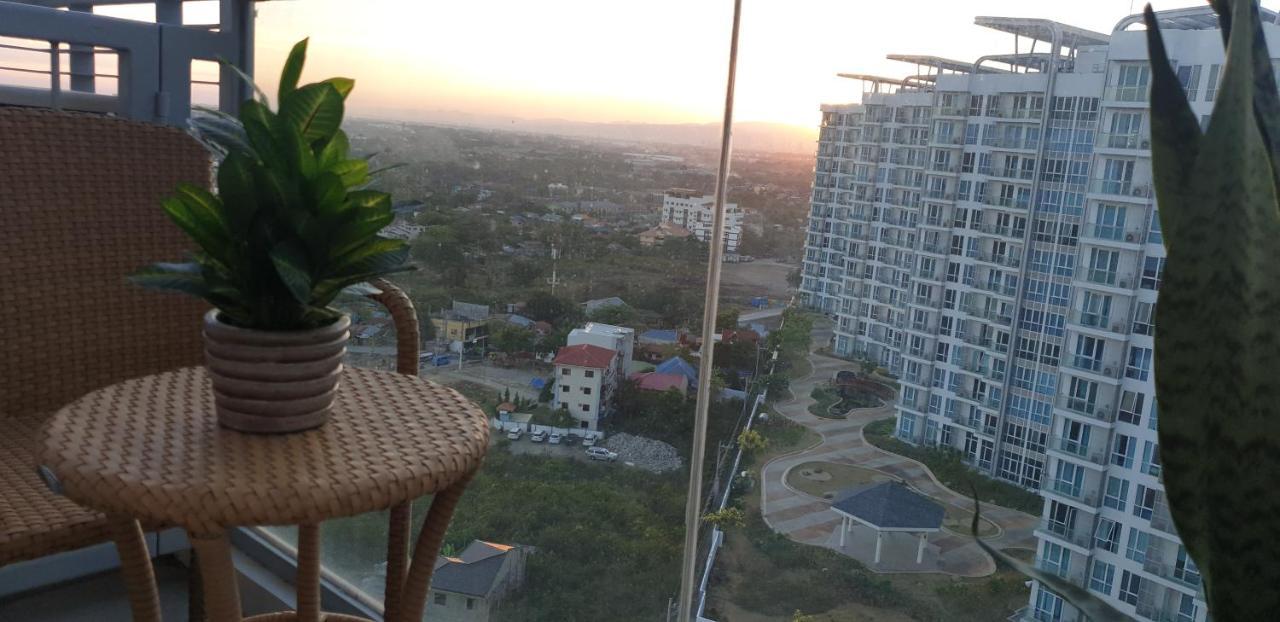 Mactan Newtown with Sun Set&Garden View Aparthotel Cebu Buitenkant foto